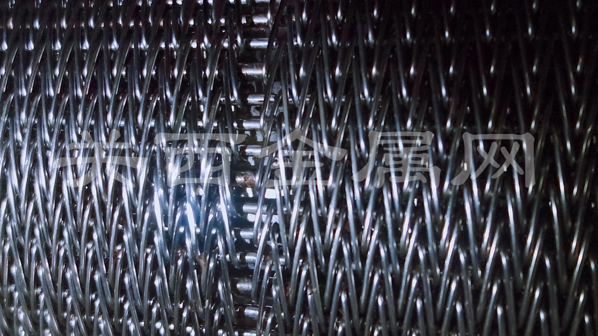 種曲培養(yǎng)設(shè)備中金屬輸送帶的注意點(diǎn)