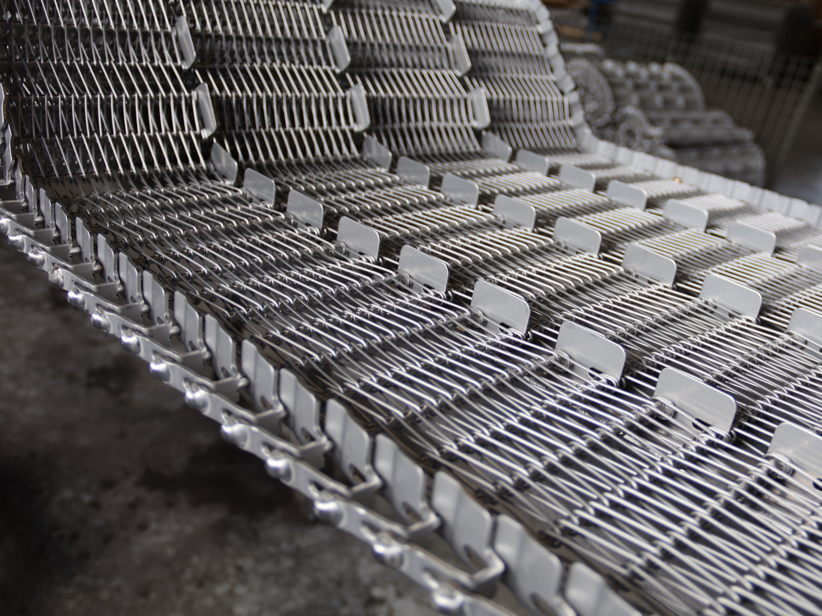 4排分區的螺旋塔金屬網帶